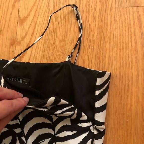 NWT Black and White Print Dress - Picture 6 of 7